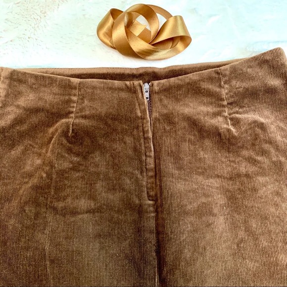 Hot Sauce Studded Corduroy Pencil Skirt Size Small - Picture 10 of 11